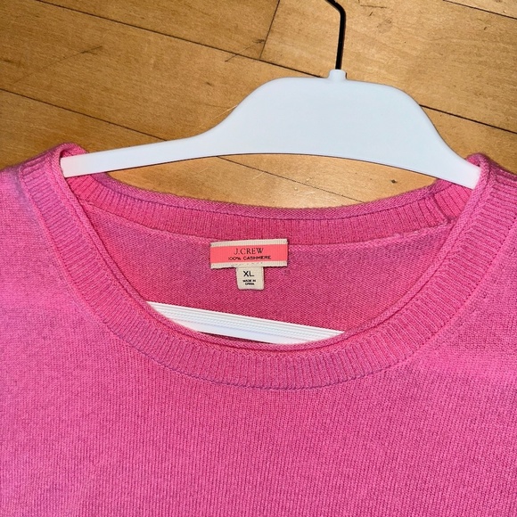 Like New J. Crew relaxed cashmere t-shirt, XL.  PG1190 - Picture 3 of 8